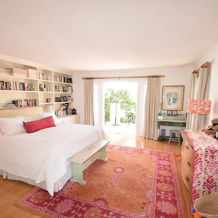 Beverly Hills Celebrity Home-3