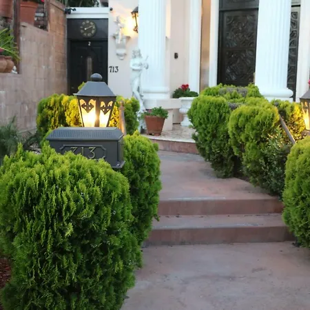 Entire Second Flr - Santa Monica Luxury Roman Villa-3